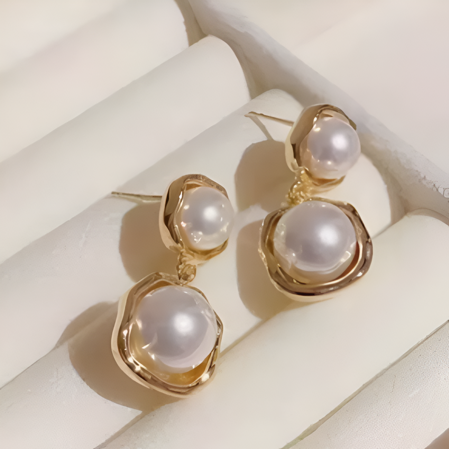 Gold-plated pearl earrings